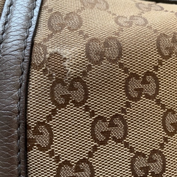 Gucci Women’s Monogram GG Shoulder Bag - Picture 4 of 10